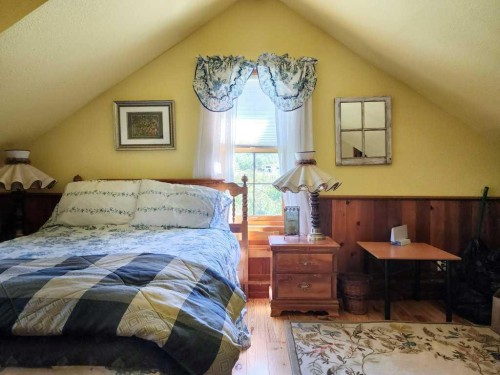 4221 6 Highway, Twin Butte, AB 