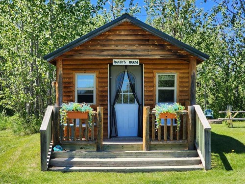 4221 6 Highway, Twin Butte, AB 