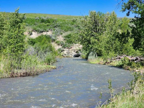 4221 6 Highway, Twin Butte, AB 