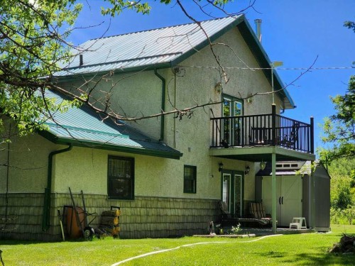 4221 6 Highway, Twin Butte, AB 