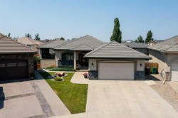 41 Fairmont Terrace SOUTH Lethbridge, AB T1K 7W8