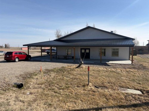 50 N Main Street, Hill Spring, AB 