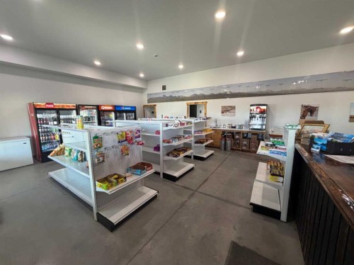50 N Main Street, Hill Spring, AB 