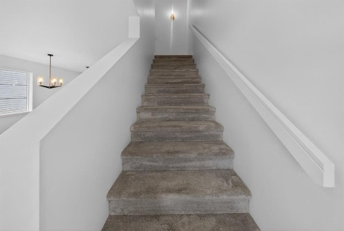 302 Uplands Boulevard North, Lethbridge, AB - Indoor Photo Showing Other Room