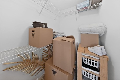 302 Uplands Boulevard North, Lethbridge, AB - Indoor