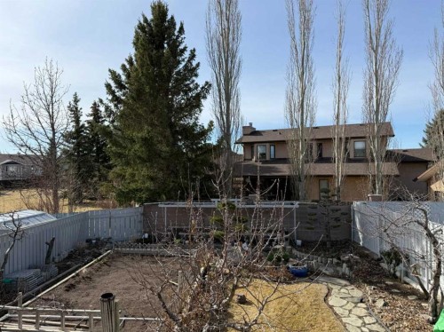 128 Heritage Boulevard West, Lethbridge, AB - Outdoor