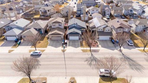 70 Coalbanks Gate West, Lethbridge, AB - Outdoor