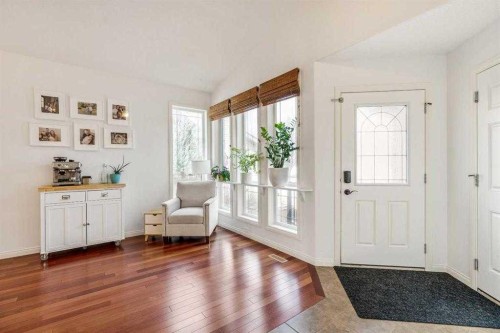 70 Coalbanks Gate West, Lethbridge, AB - Indoor Photo Showing Other Room