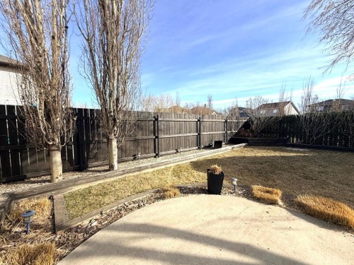493 Squamish Lane West, Lethbridge, AB - Outdoor