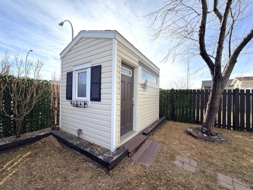 493 Squamish Lane West, Lethbridge, AB - Outdoor