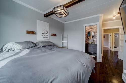 8301 18 Avenue, Coleman, AB - Indoor Photo Showing Bedroom