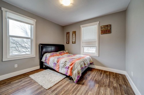8301 18 Avenue, Coleman, AB - Indoor Photo Showing Bedroom
