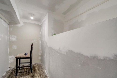 8301 18 Avenue, Coleman, AB - Indoor