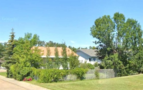 72 Owens Close, Red Deer, AB - Outdoor