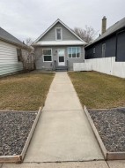 423 12 Street NORTH Lethbridge, AB T1H 2G6