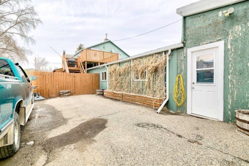 128 Main Street, Barons, AB 