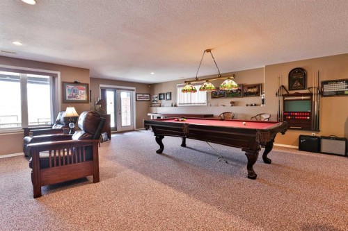 605 Sunridge Crescent West, Lethbridge, AB - Indoor Photo Showing Other Room