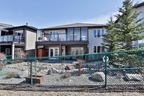 605 Sunridge Crescent West, Lethbridge, AB - Outdoor