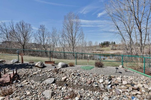 605 Sunridge Crescent West, Lethbridge, AB - Outdoor