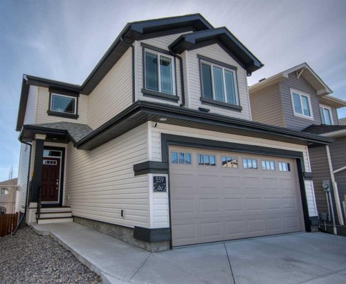 559 Moonlight Lane West, Lethbridge, AB - Outdoor