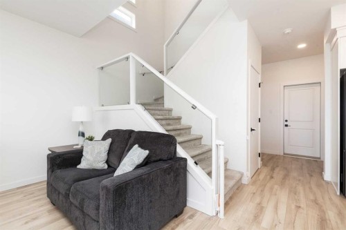 1180 Coalbrook Place West, Lethbridge, AB - Indoor Photo Showing Other Room