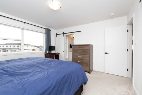 1180 Coalbrook Place West, Lethbridge, AB - Indoor Photo Showing Bedroom
