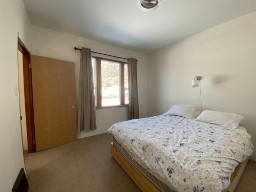 20601 25 Avenue, Bellevue, AB - Indoor Photo Showing Bedroom