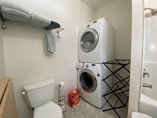 20601 25 Avenue, Bellevue, AB - Indoor Photo Showing Laundry Room