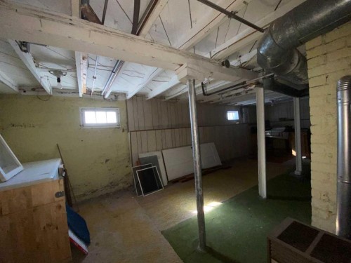 20601 25 Avenue, Bellevue, AB - Indoor Photo Showing Basement