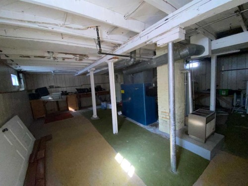 20601 25 Avenue, Bellevue, AB - Indoor Photo Showing Basement