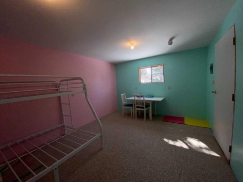 20601 25 Avenue, Bellevue, AB - Indoor Photo Showing Other Room