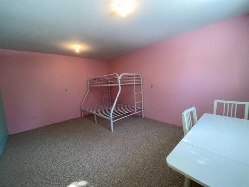 20601 25 Avenue, Bellevue, AB - Indoor