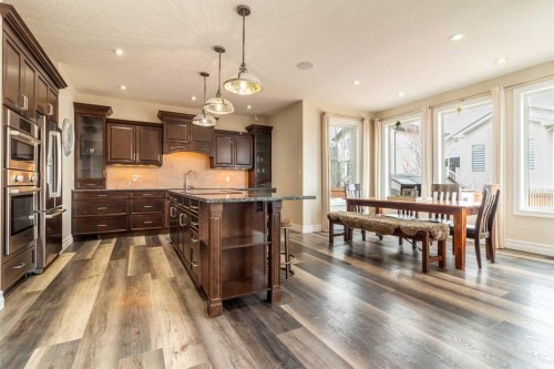 597 Aquitania Boulevard West, Lethbridge, AB - Indoor