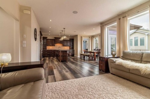 597 Aquitania Boulevard West, Lethbridge, AB - Indoor Photo Showing Living Room