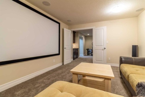 597 Aquitania Boulevard West, Lethbridge, AB - Indoor Photo Showing Other Room