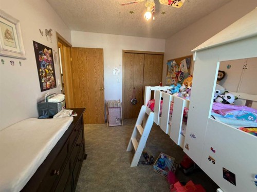 5413 38 Avenue, Taber, AB - Indoor Photo Showing Other Room