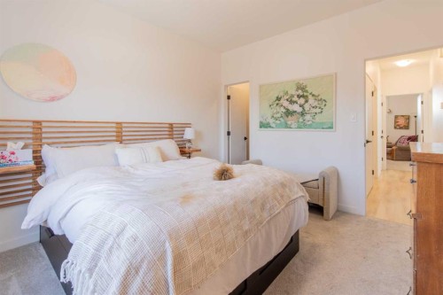 314 Uplands Boulevard North, Lethbridge, AB - Indoor Photo Showing Bedroom