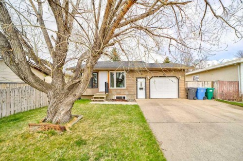 70 Princeton Road WEST Lethbridge, AB T1K 5A2