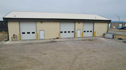 913 13 Ave, Coaldale, AB 