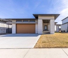 428 Canyon Ridge Circle WESTLethbridge, AB T1K 8K3
