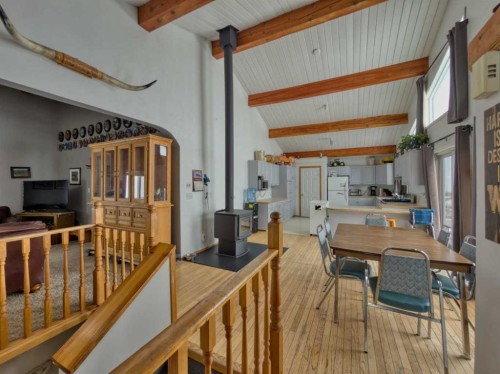 22057 Rg Rd 252, Aetna, AB - Indoor Photo Showing Other Room