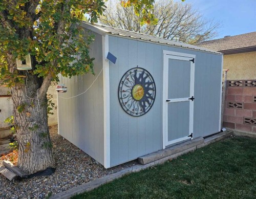 1707 Lakemount Boulevard South, Lethbridge, AB - Outdoor