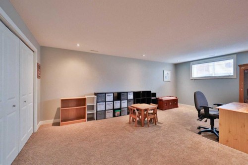 320 S 200 W, Raymond, AB - Indoor