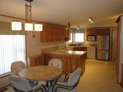 2902 30Th Avenue South, Lethbridge, AB 