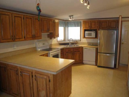 2902 30Th Avenue South, Lethbridge, AB 