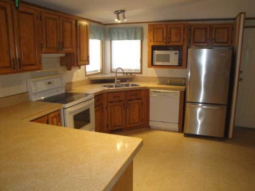 2902 30Th Avenue South, Lethbridge, AB 