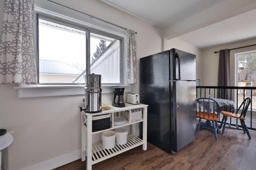 54 S 200 W, Raymond, AB - Indoor