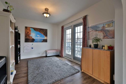 54 S 200 W, Raymond, AB - Indoor Photo Showing Other Room