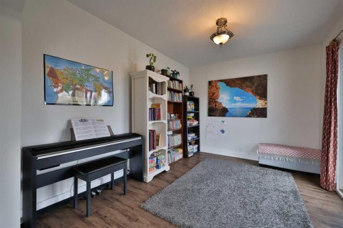 54 S 200 W, Raymond, AB - Indoor