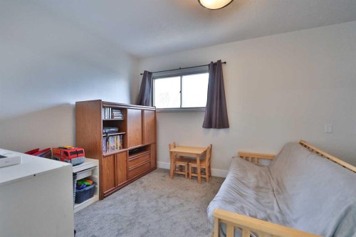 54 S 200 W, Raymond, AB - Indoor